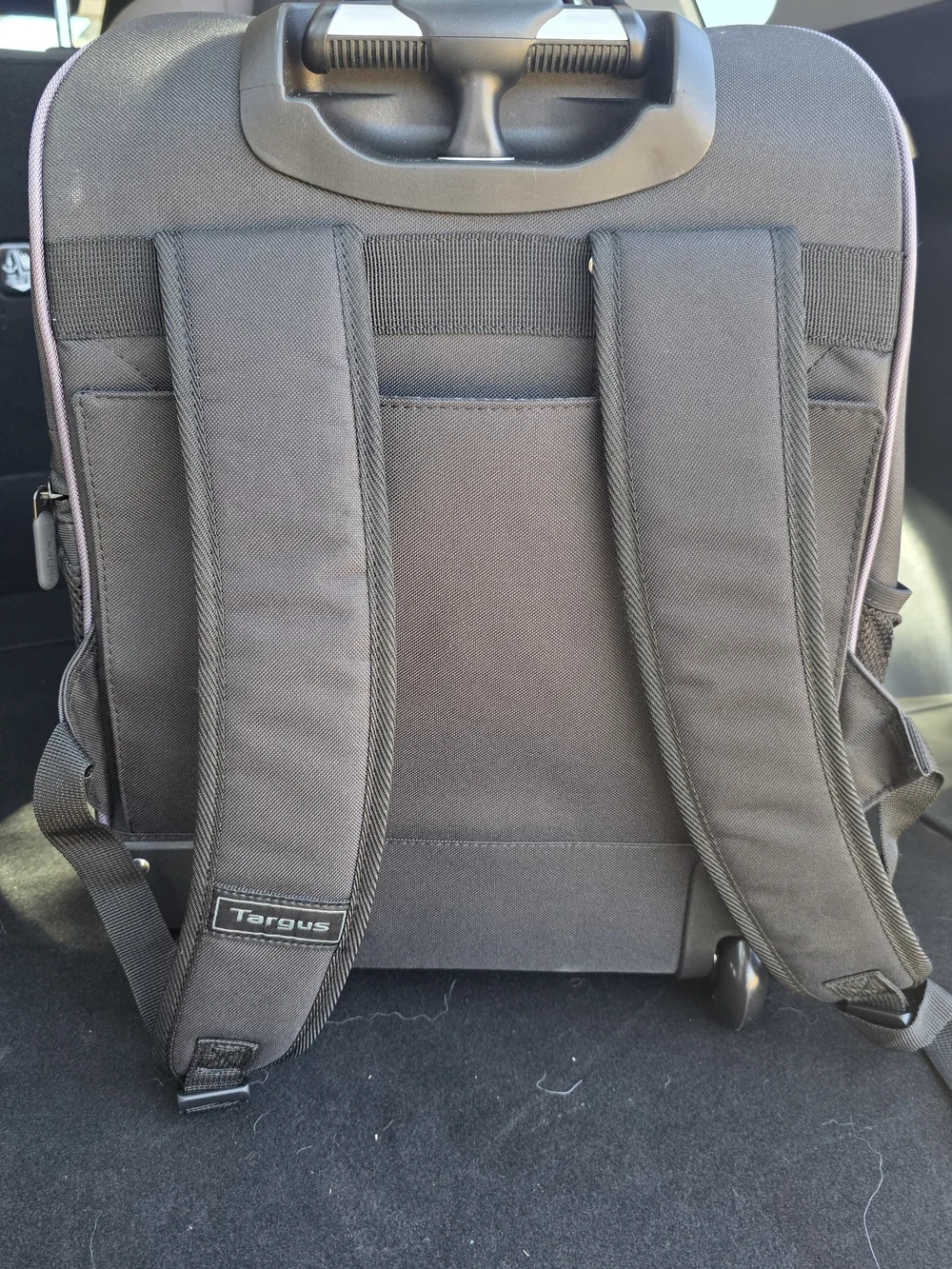 Targus TSB750US Compact Rolling Backpack 16